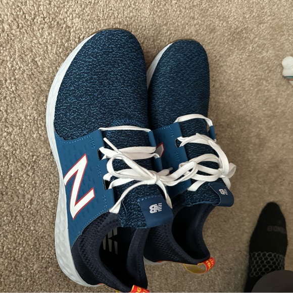 Brand new 10.5 new balance - Picture 2 of 4